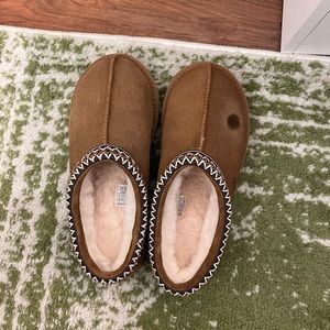 UGG Tasman Slippers